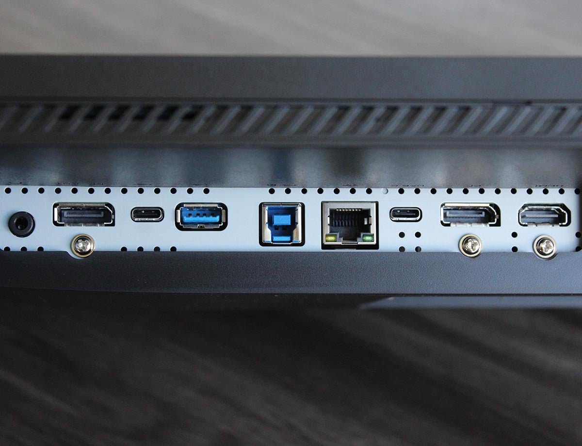 iiyama ProGraphic HB2701UHSNP ports