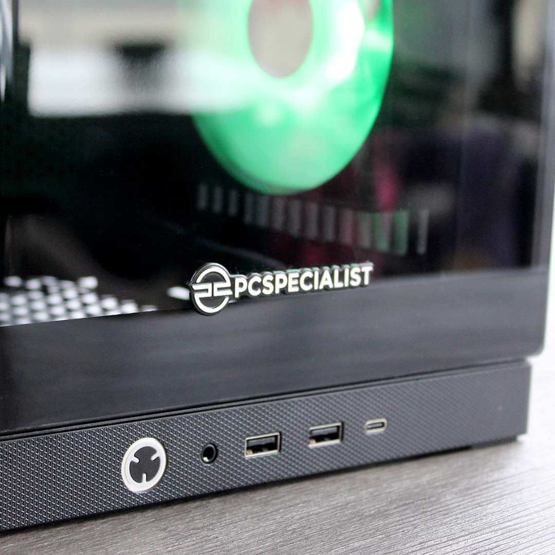 PCSpecialist iCue Cruiser Stealth front ports and logo