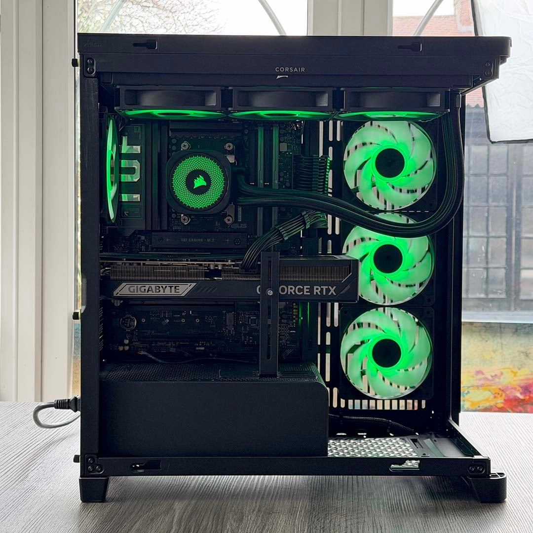 PCSpecialist iCue Cruiser Stealth insides