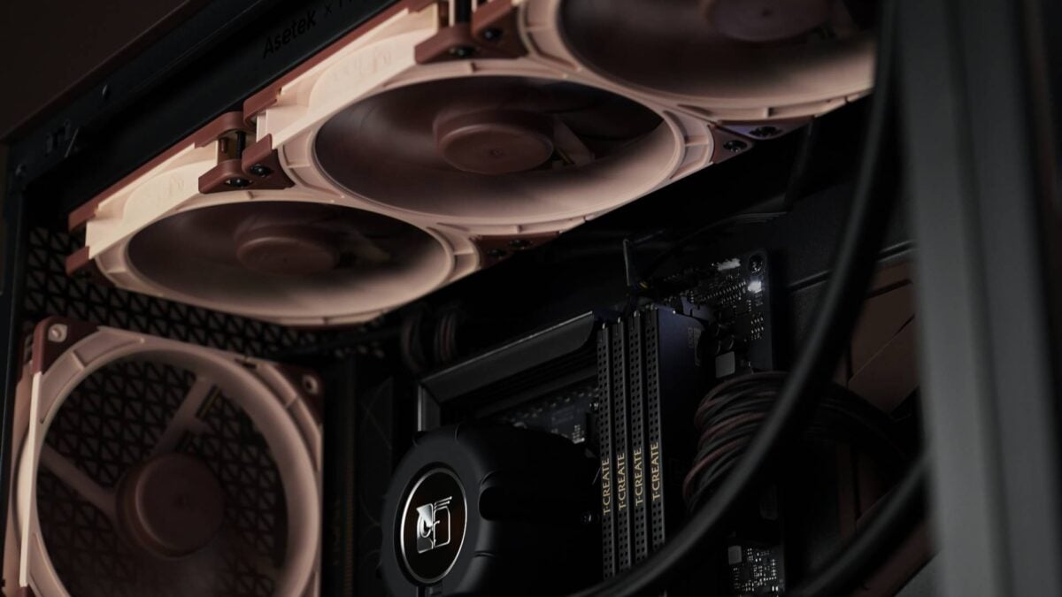 Noctua and Asetek AIO liquid cooler.