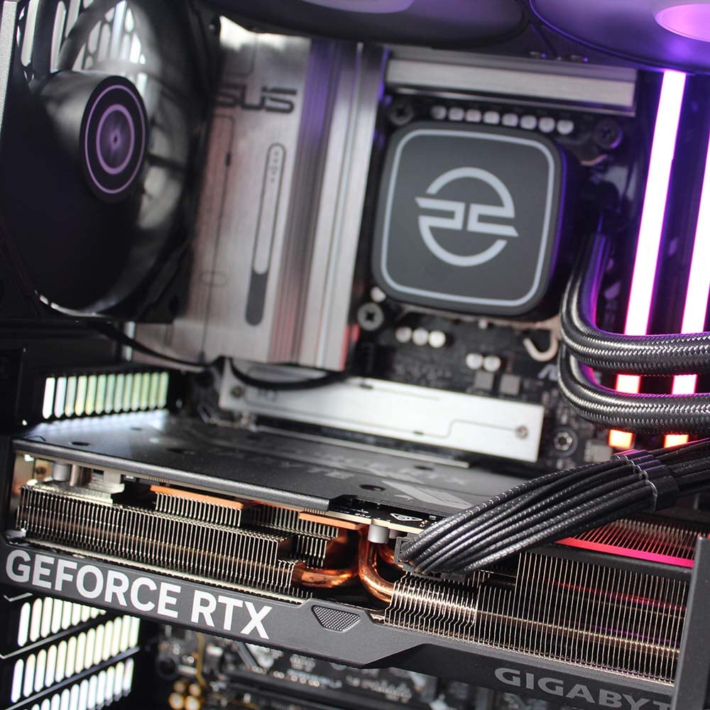 PCSpecialist Phantom internals, showing graphics card