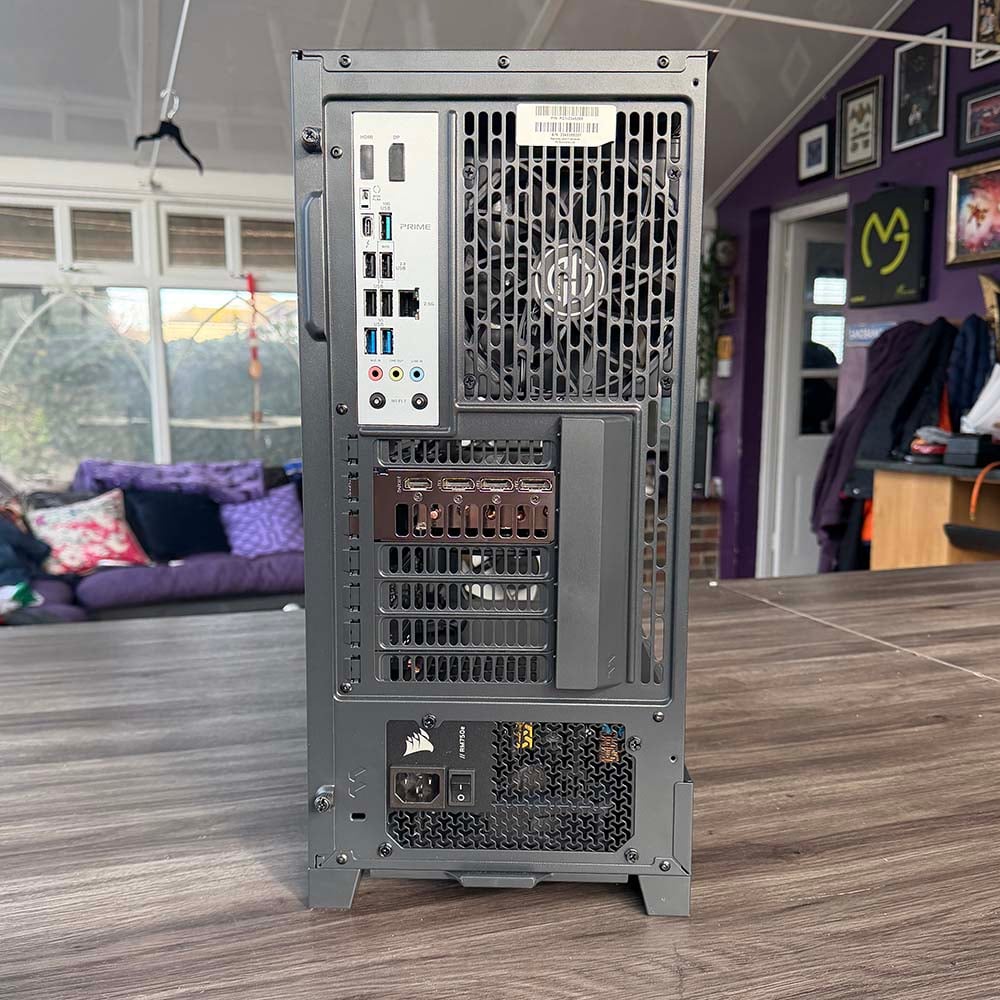 PCSpecialist Phantom rear I/O panel