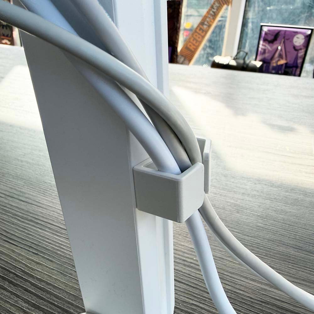 Philips Evnia 27M2N6501L cable management clip