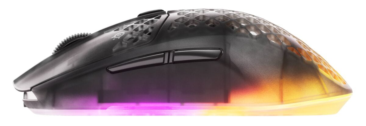 SteelSeries Aerox 3 Gen 2 - side.
