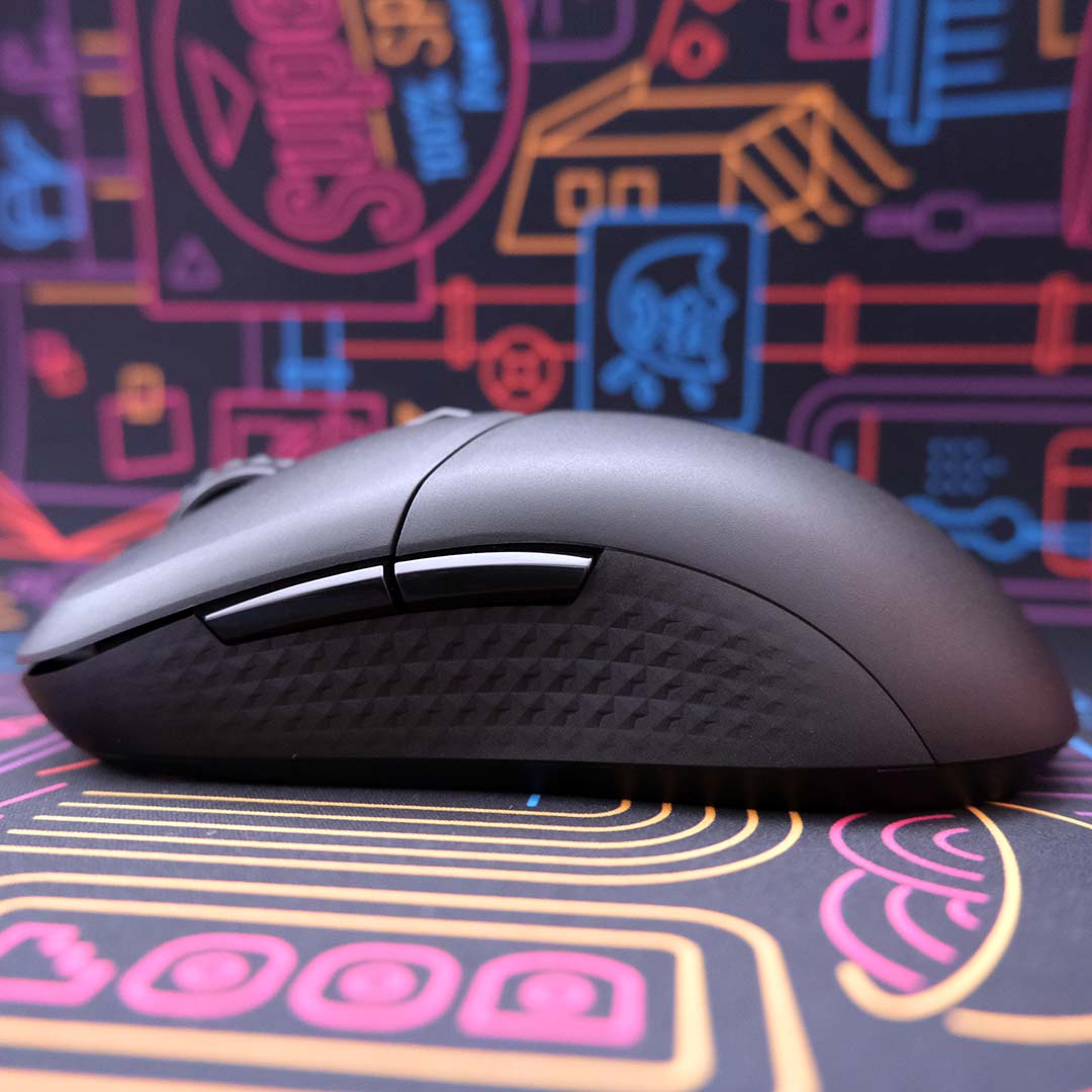 A side-on view of the MSI Vera 300 Wireless 8K.