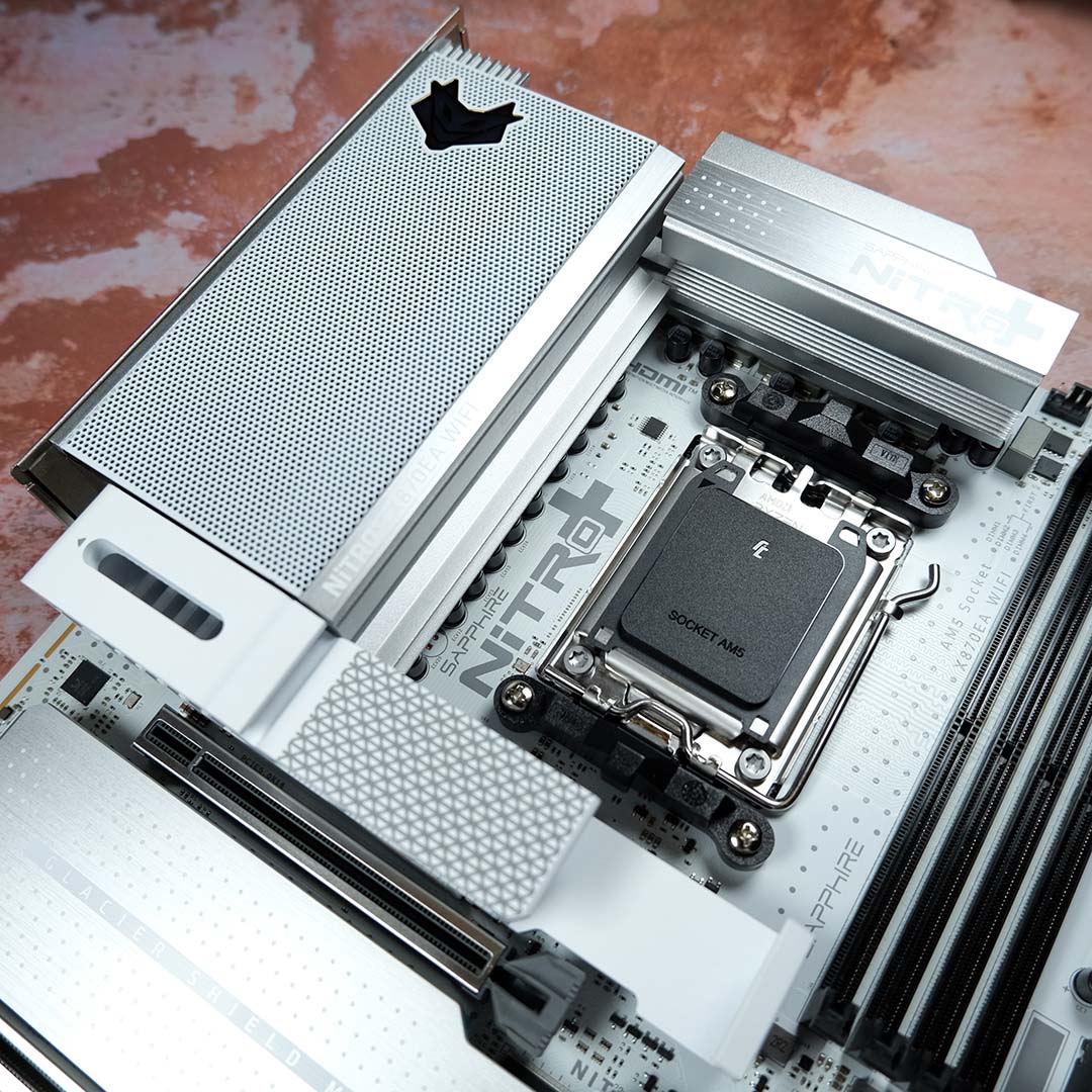 A top-down view of the Sapphire Nitro+ X870EA PhantomLink Polar Edition's VRM.