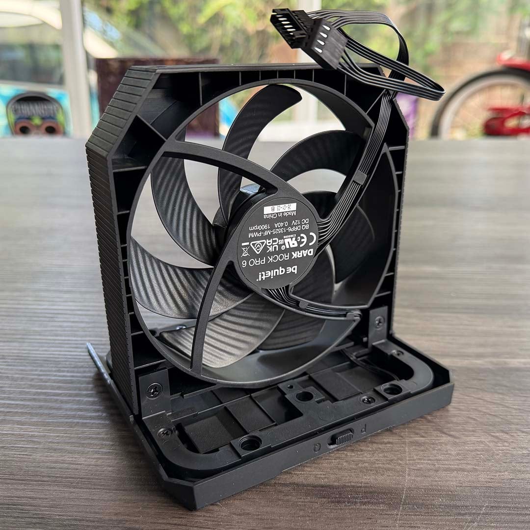 be quiet! Dark Rock Pro 6 135mm centre fan removed