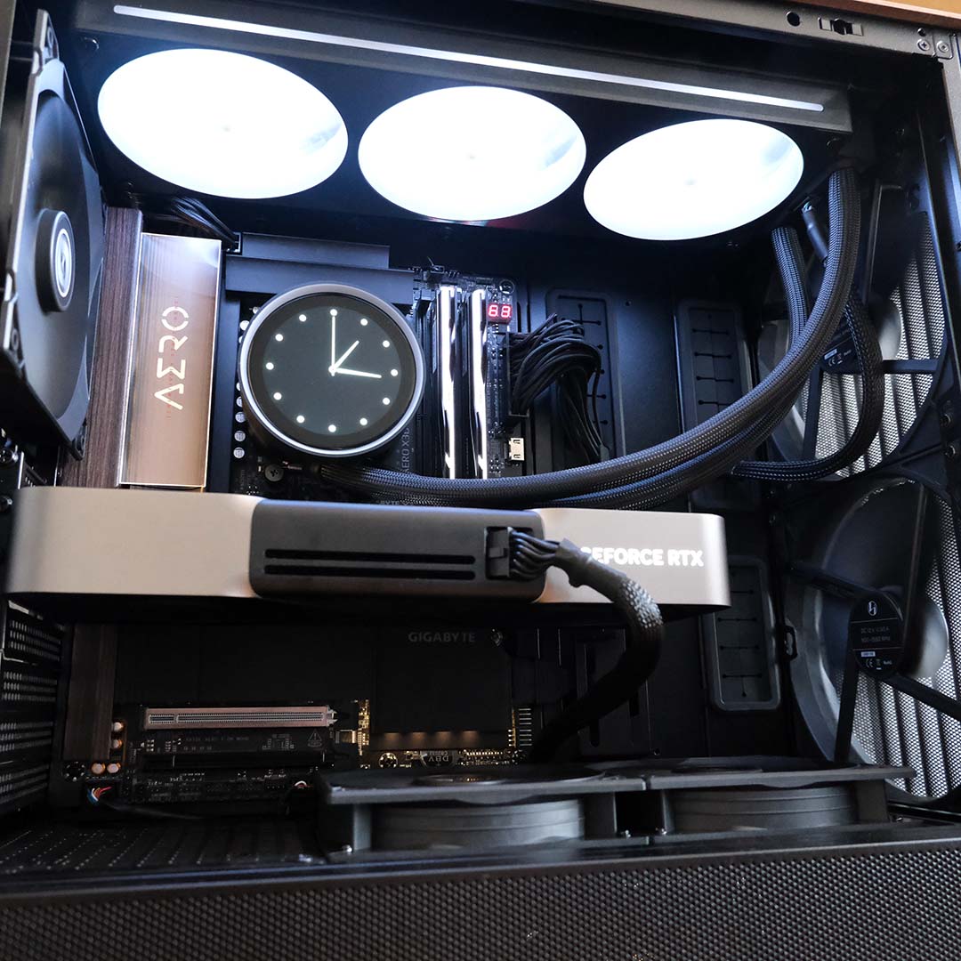 This Gigabyte motherboard convinced me PCs need more wood, not RGB