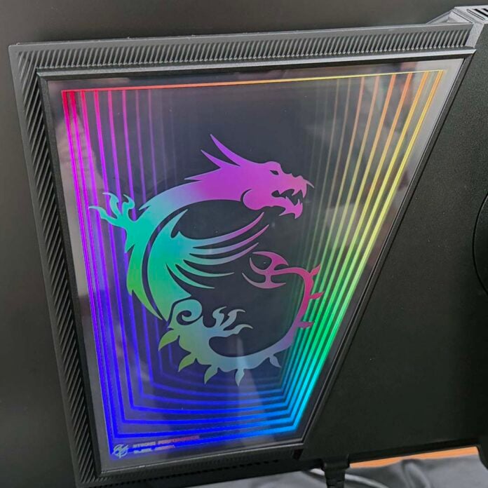 MSI 322URDX36 back closeup