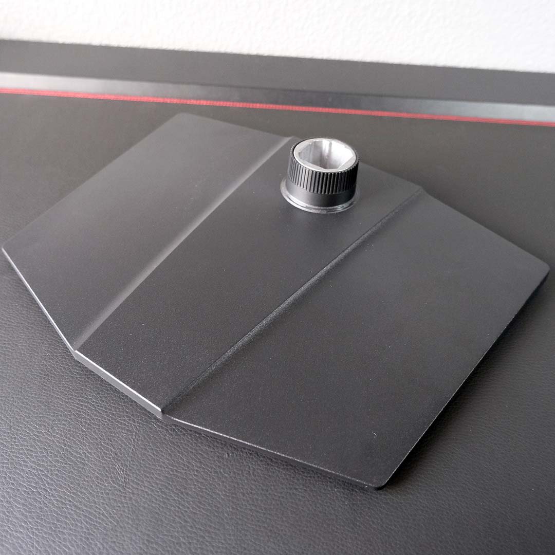 The base for the MSI MPG 322UR QD-OLED X24.