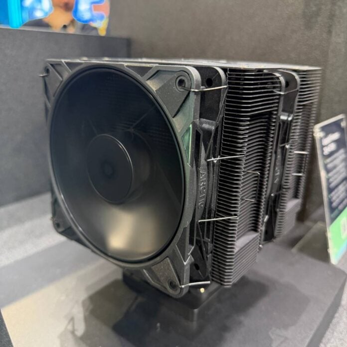 Arctic Freezer 61.