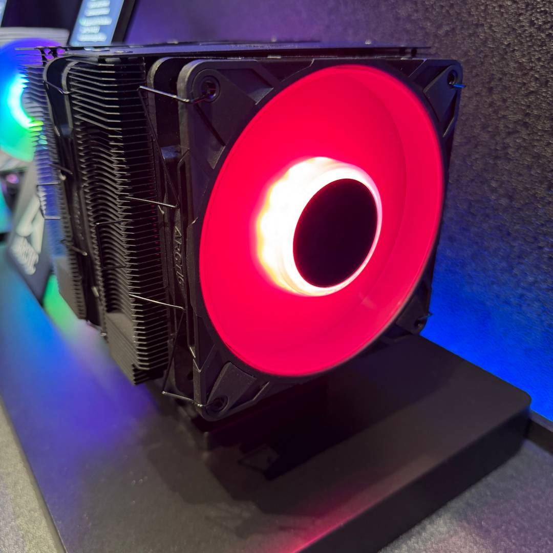 Arctic Freezer 61 - Red RGB.