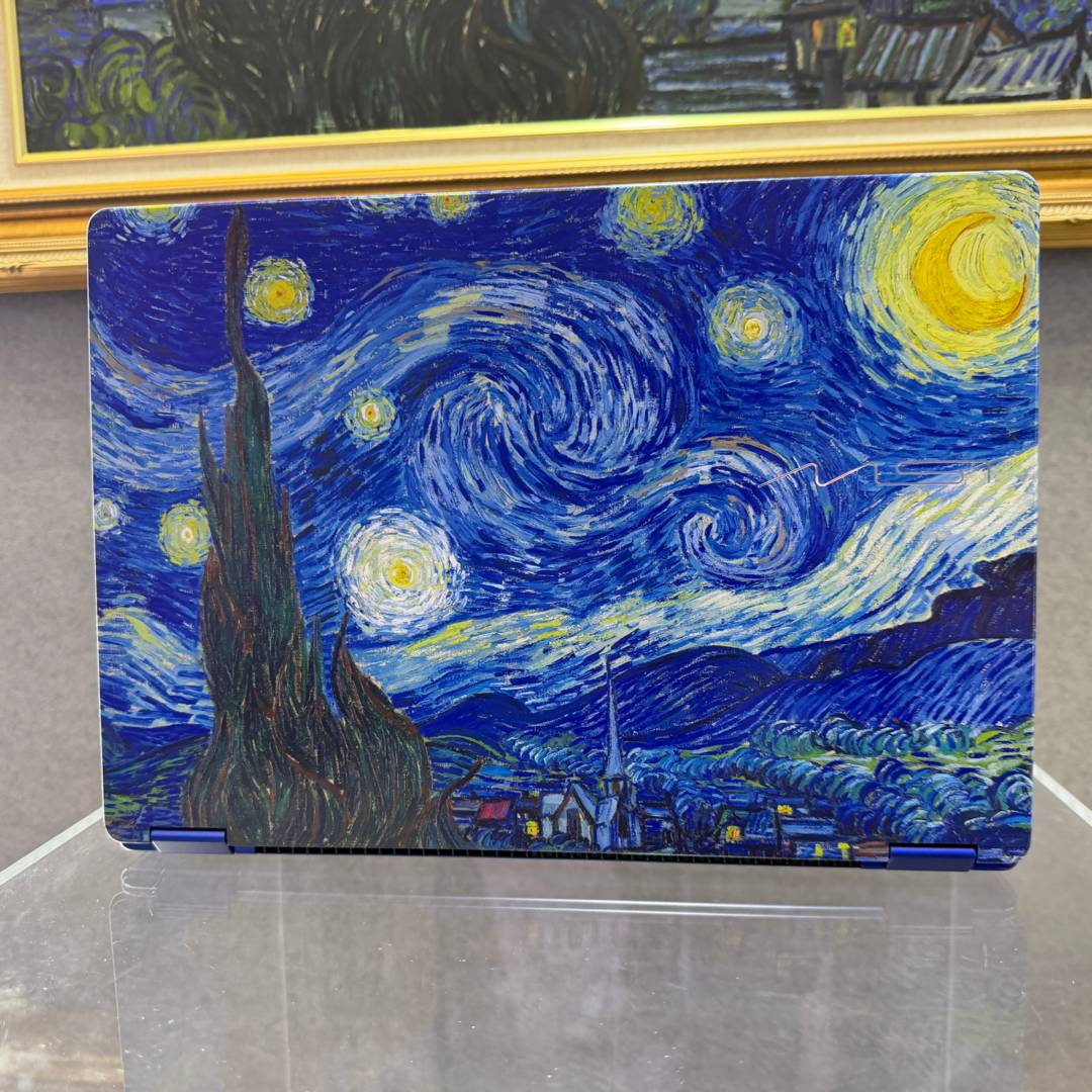 MSI Prestige 14 Flip AI+ Vincent van Gogh Edition - back.