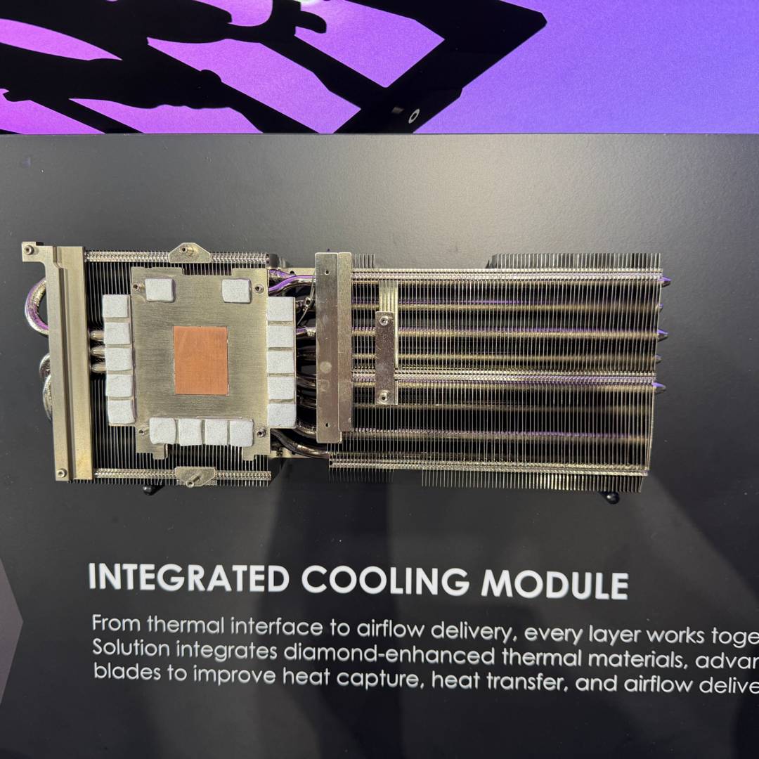 MSI next-gen Gaming Trio cooler - copper base.