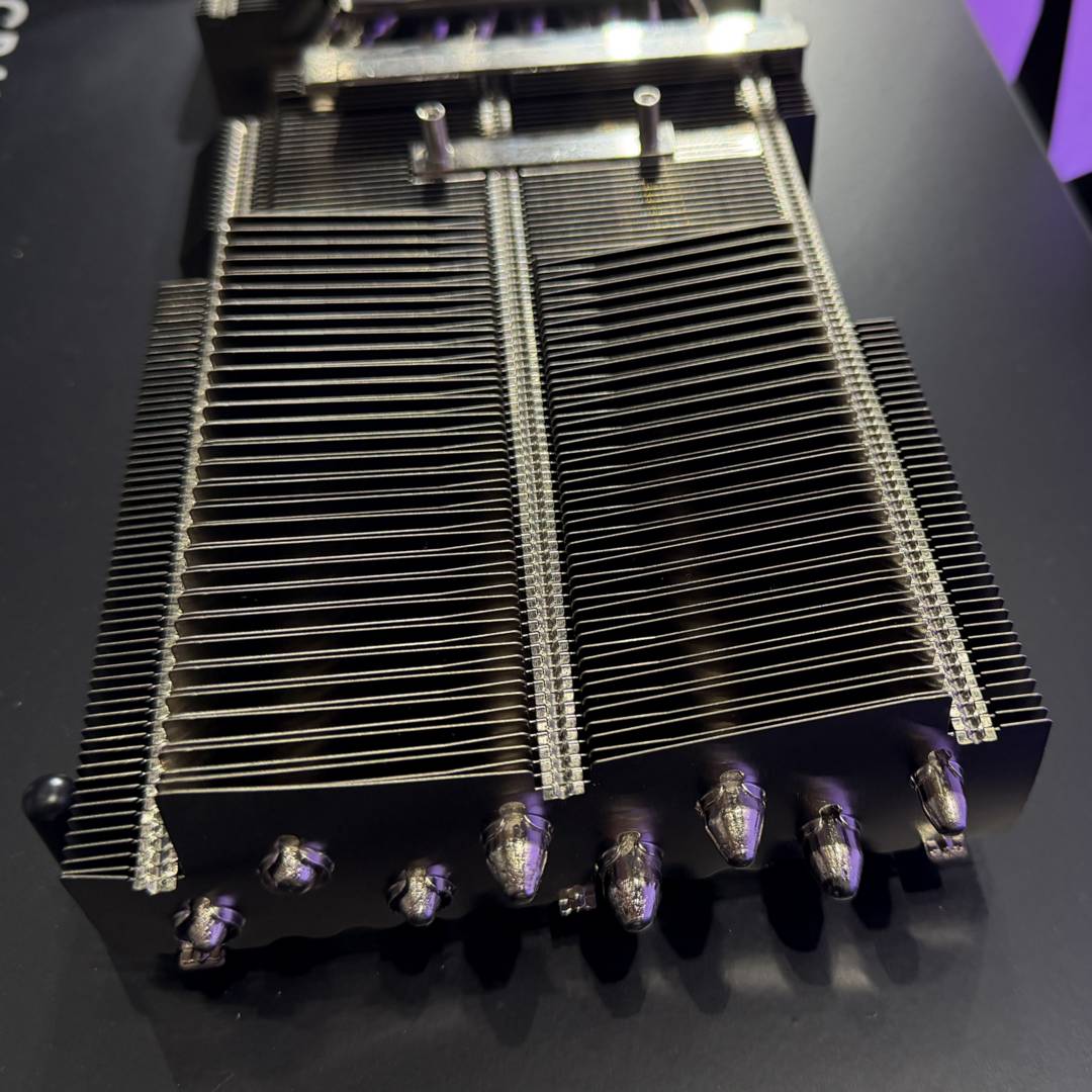 MSI next-gen Gaming Trio cooler - fins.