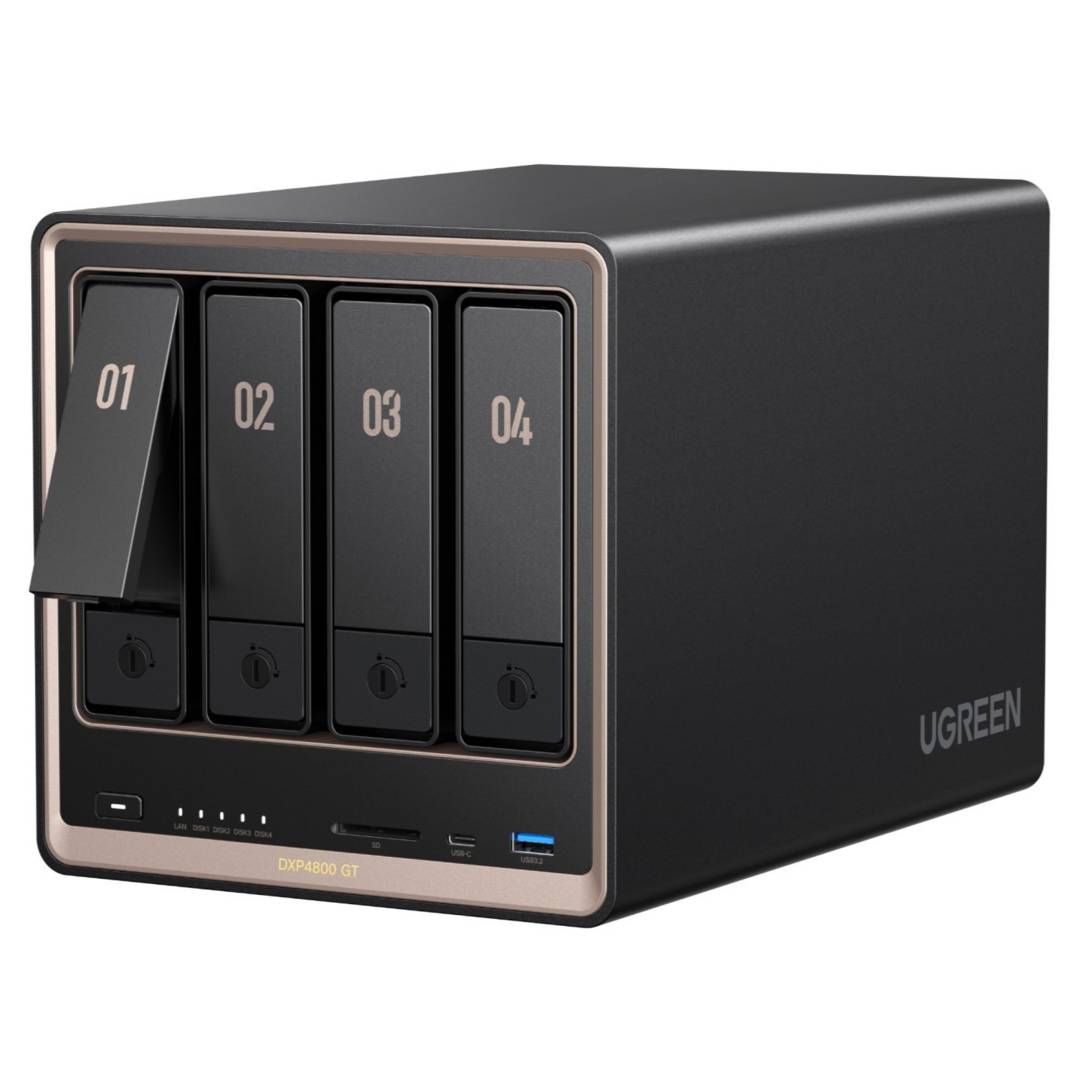 Ugreen NASync DXP4800 GT - front.