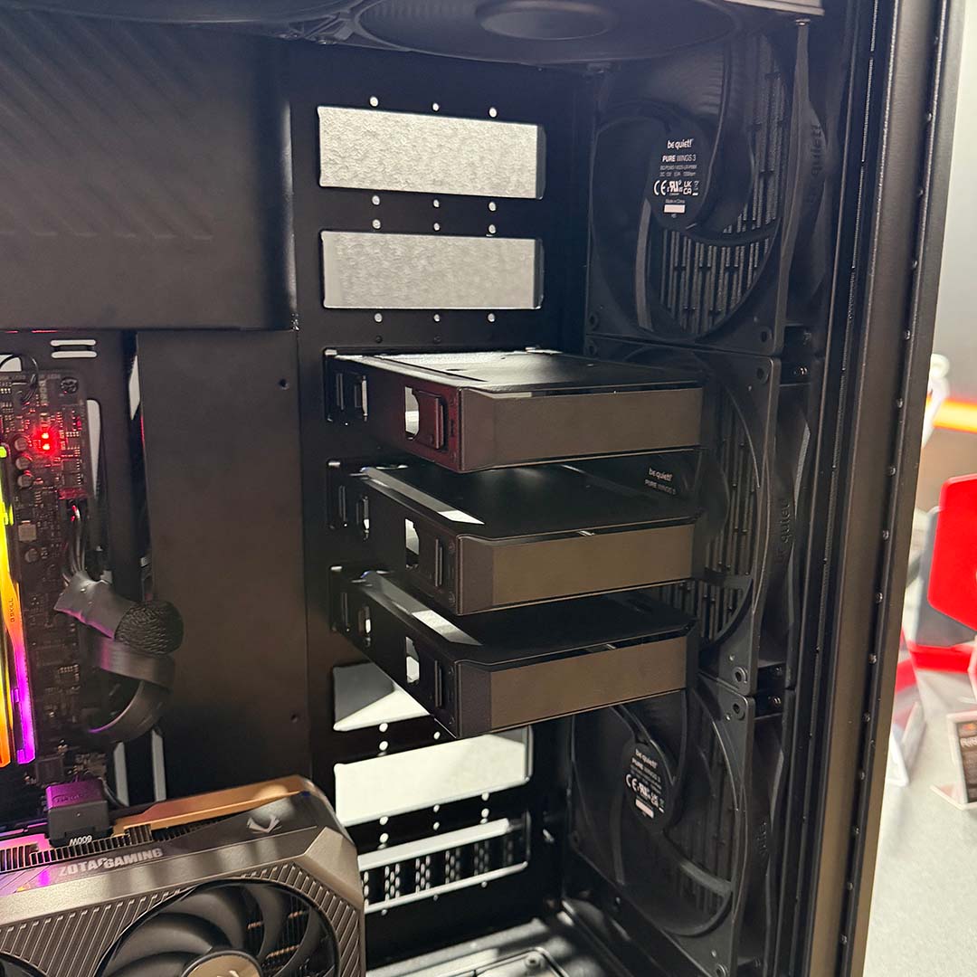Hard drive caddies inside the be quiet! Pure Base 803.