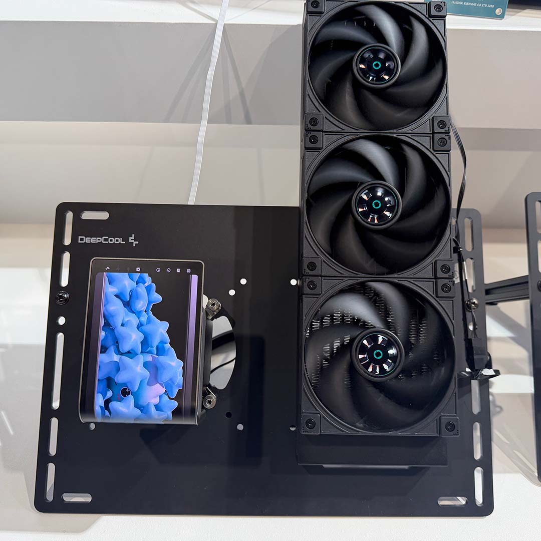 Deepcool transparent fans, installed on AIO water cooler.