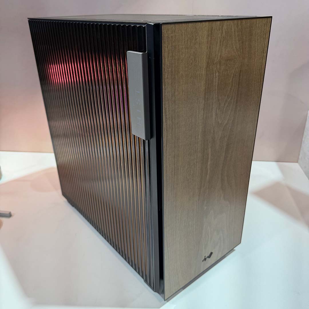An InWin Mist case, featuring a wood finish on its front panel.