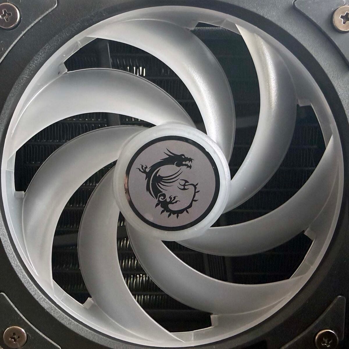 MSI MPG CoreLiquid P22 360 CycloBlade 7 fan closeup