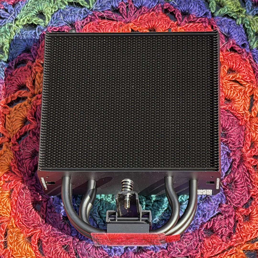Arctic Freezer 36-S front heatsink