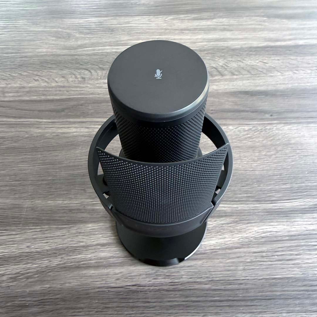 Endorfy Solum 2 built showing top mute button