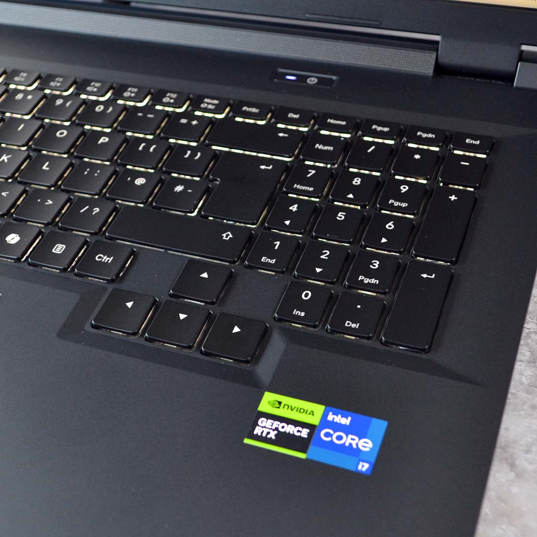 A close-up of the Ionico 18 keyboard's right side.