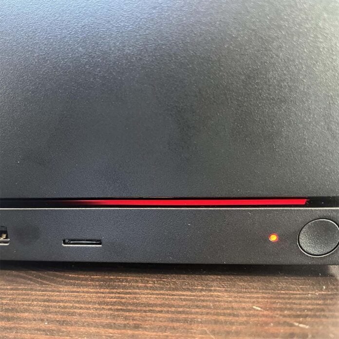 The Steam Machine, displaying a 'red line of death', indicating a GPU failure.
