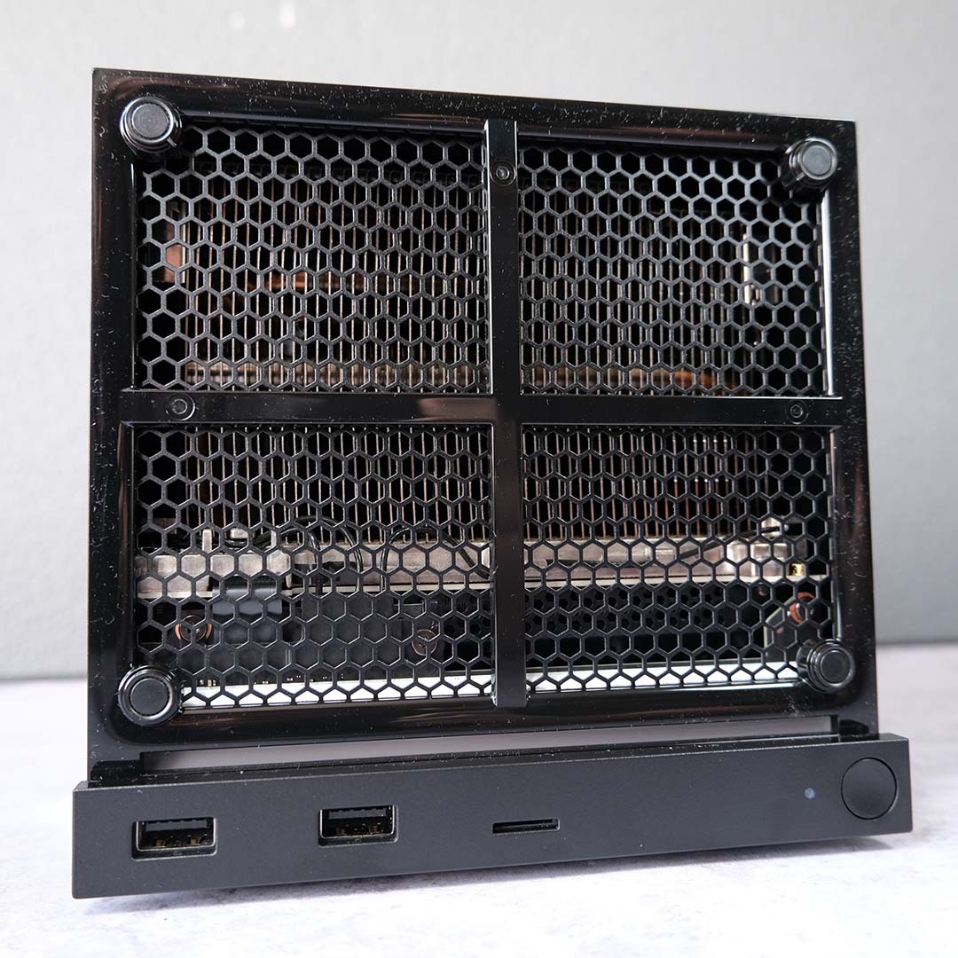 The Steam Machine with frontplate removed.