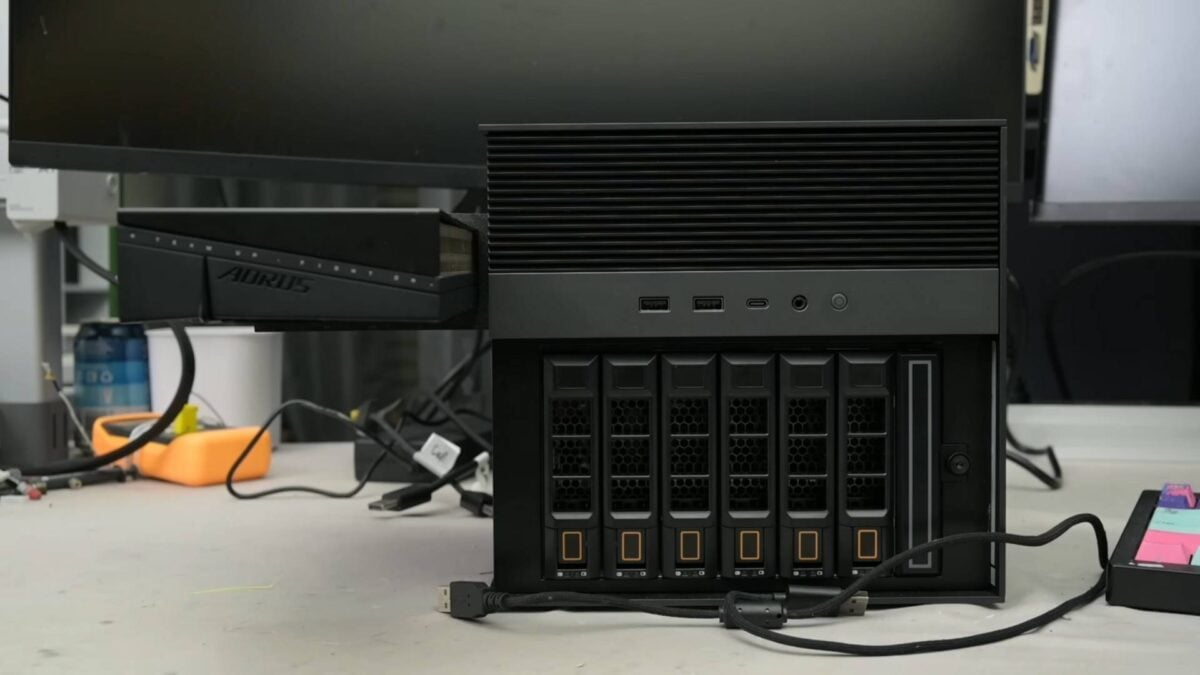 RTX 5060 NAS mod - front.
