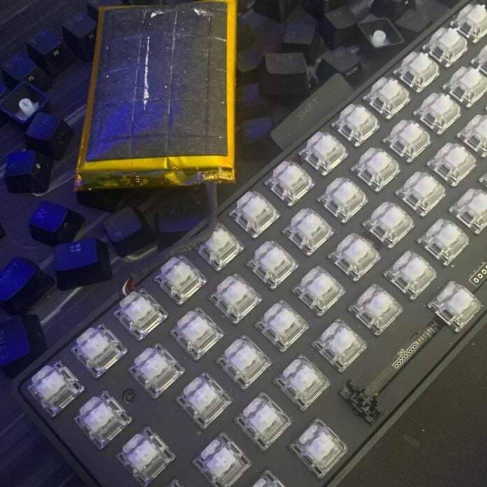 SteelSeries with swelling battery.