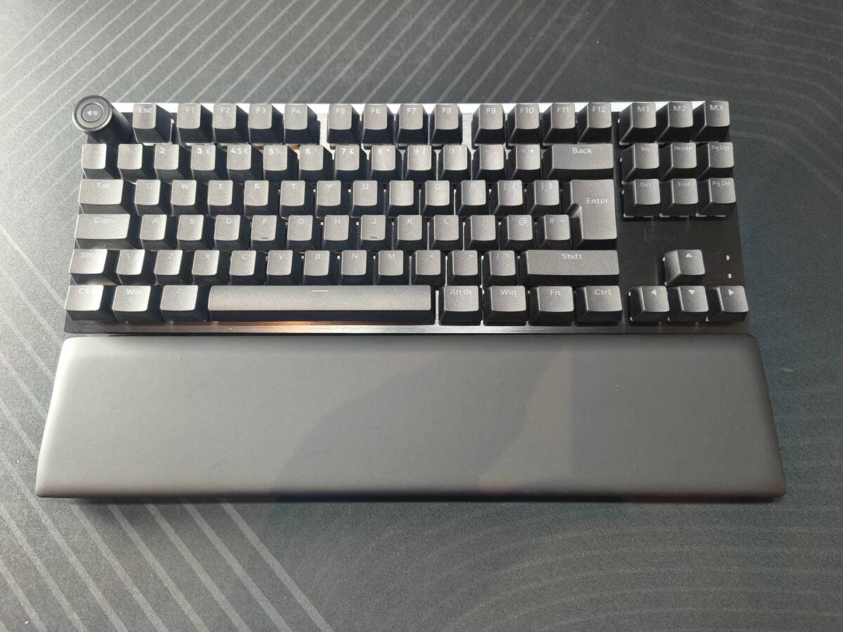 be quiet Light Mount TKL - front.