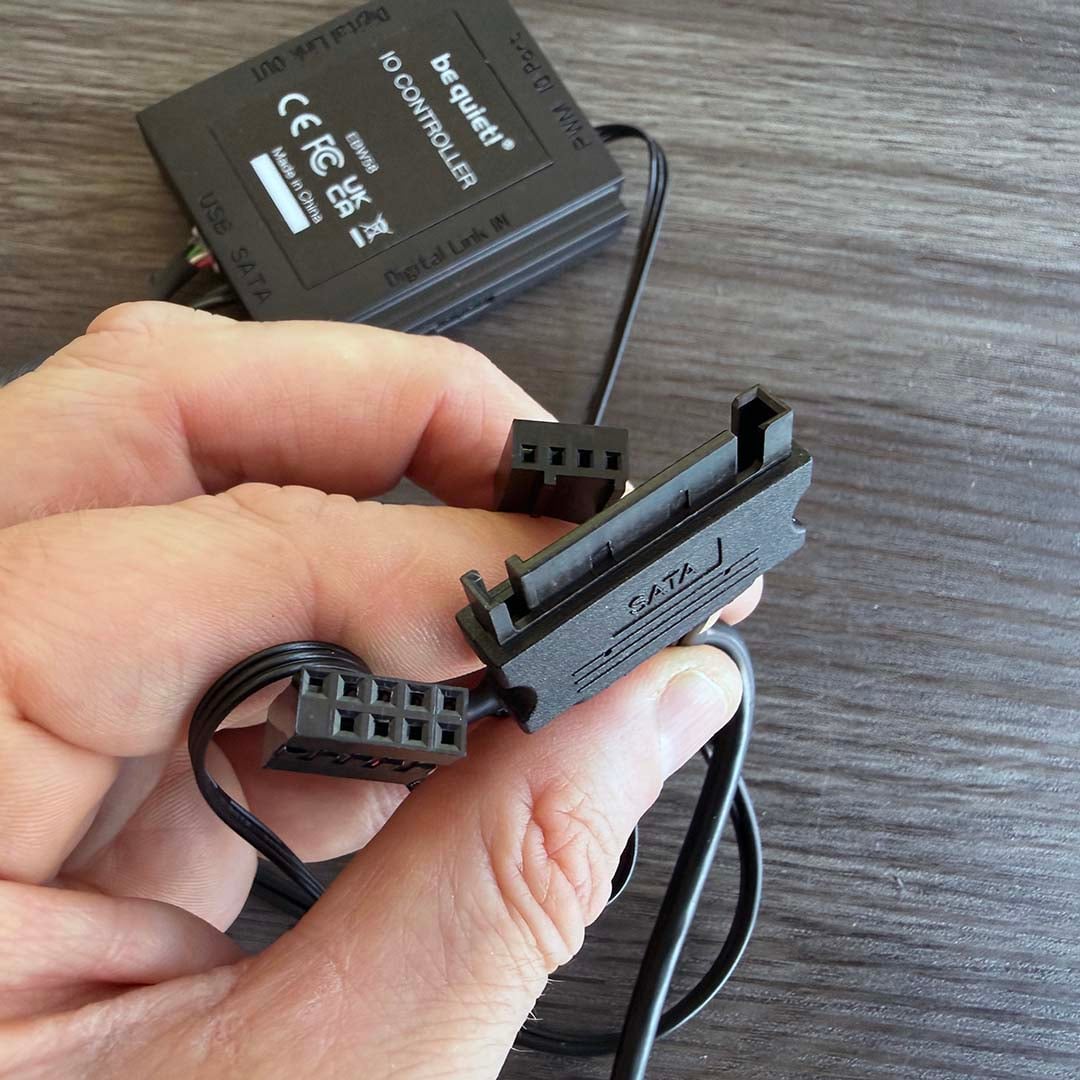 be quiet! Light Loop IO magnetic controller hub cables