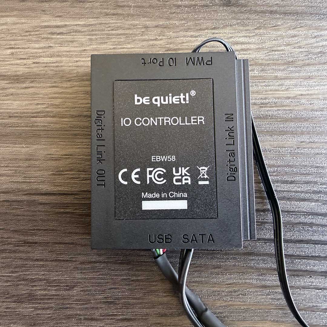 be quiet! Light Loop IO magnetic controller hub