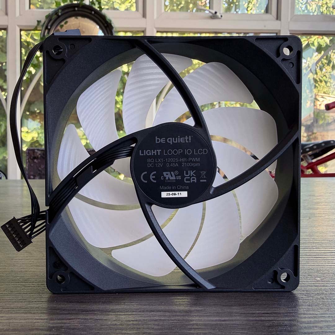 be quiet! Light Loop IO LCD fan back