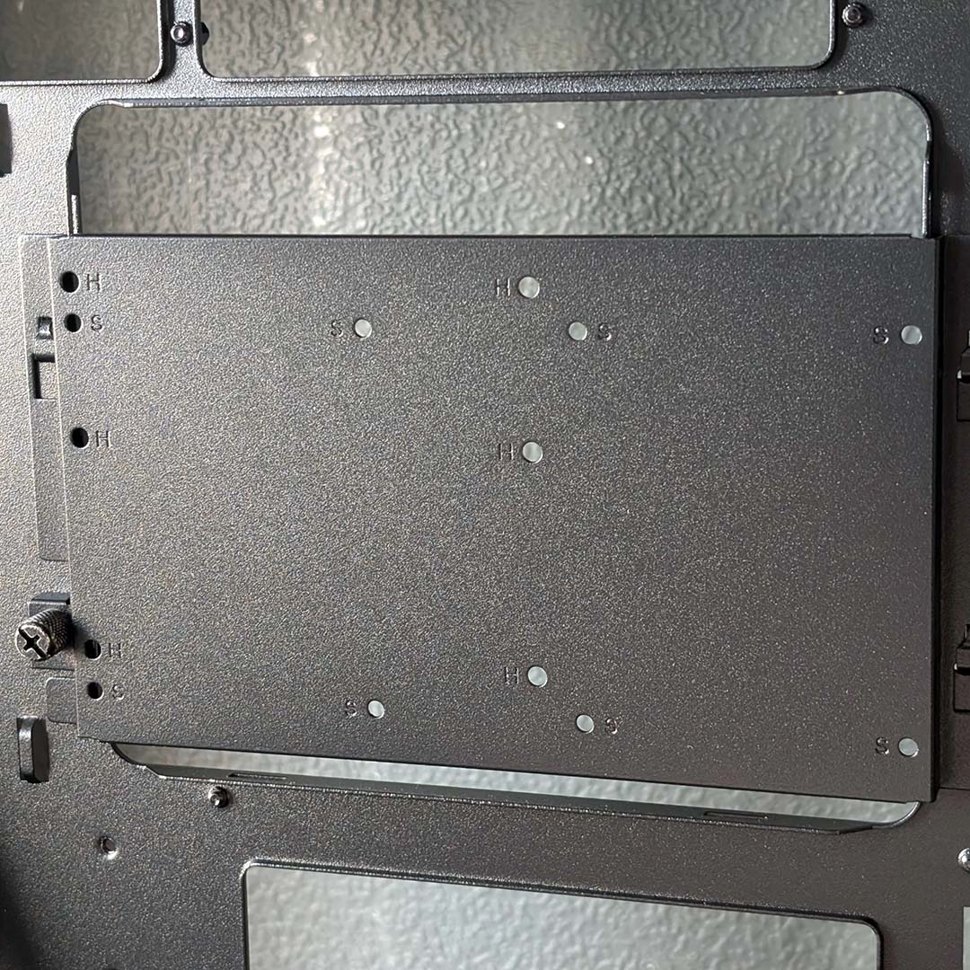 The InWin Covalent's 2.5in drive caddy.