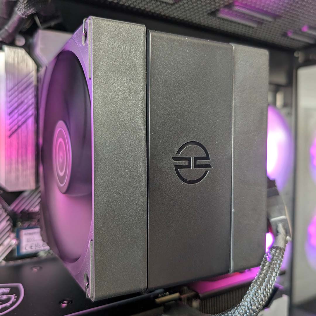 A close-up of the PCSpecialist air cooler inside the Apex Ultra.