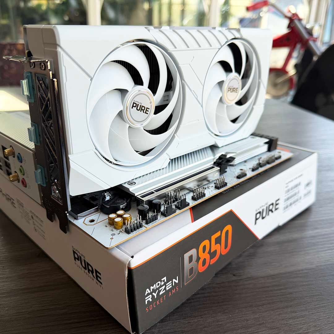 Sapphire Pure B850M with matching AMD Radeon RX 9060 XT graphics card installed