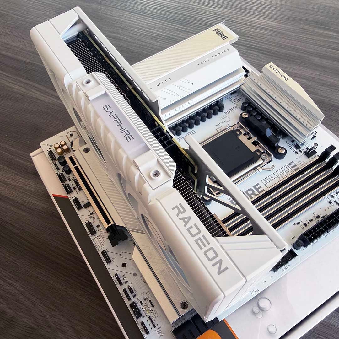 Sapphire Pure B850M with matching AMD Radeon RX 9060 XT graphics card installed
