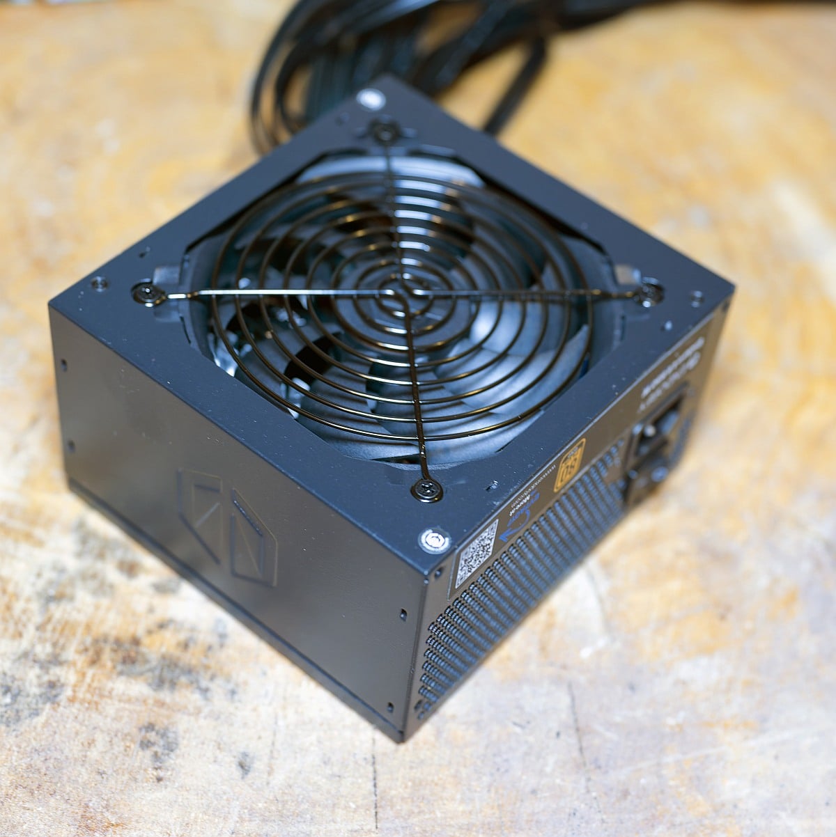 Endorfy Enduro L6 850W exterior