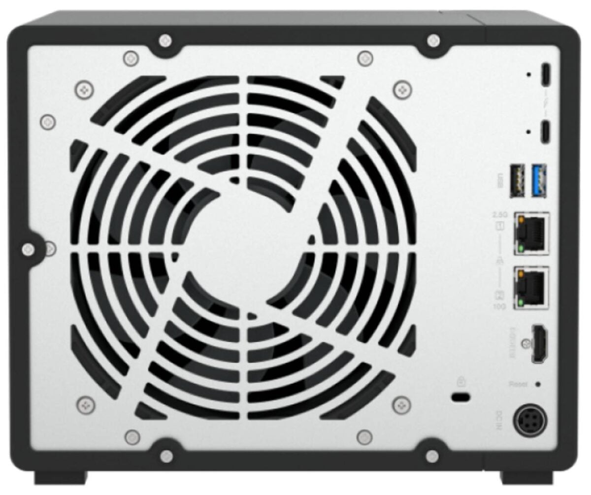 QNAP TS-h966TX - back.