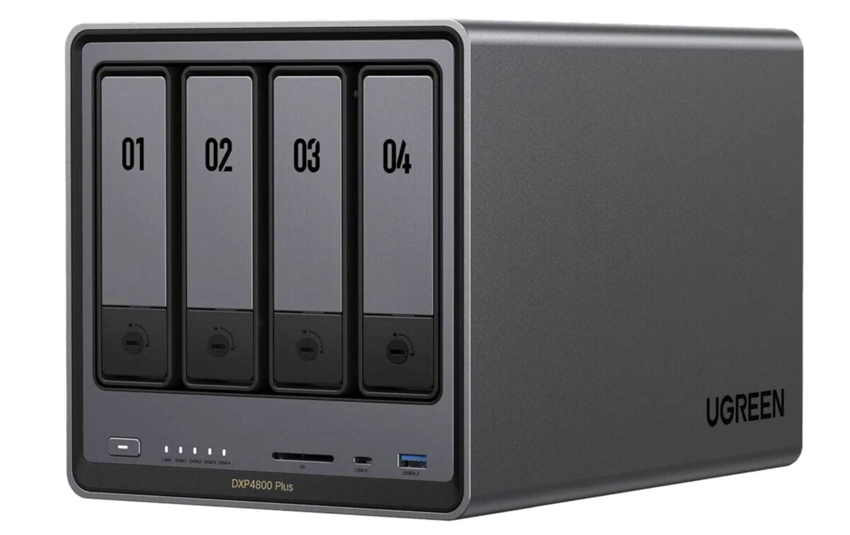 Ugreen DXP4800 Plus.