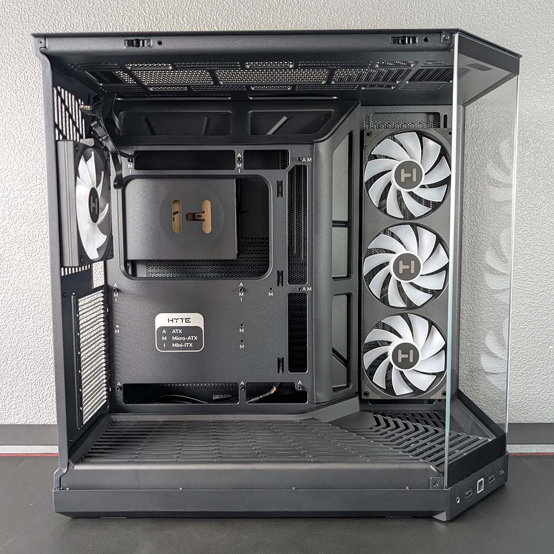 The side of the Hyte Y50 RGB.