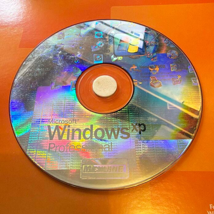 Windows XP Professional installation disc