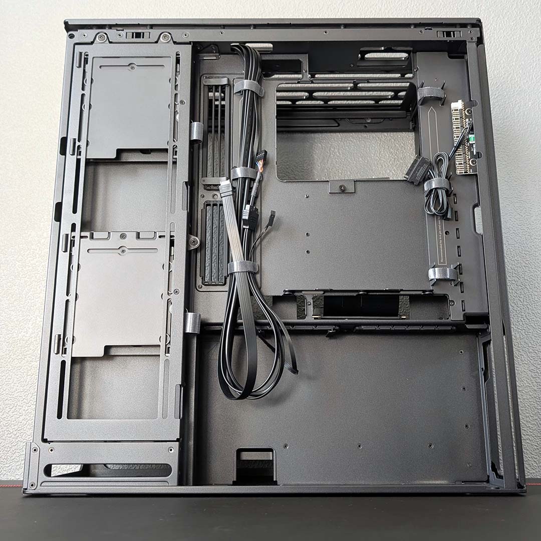 The right side of the HAVN HS 360 VGPU, panel removed.