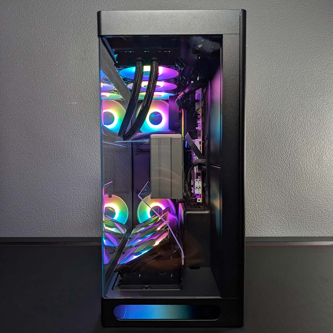 The front panel of the HAVN HS 360 VGPU, with a complete build inside, powered on.
