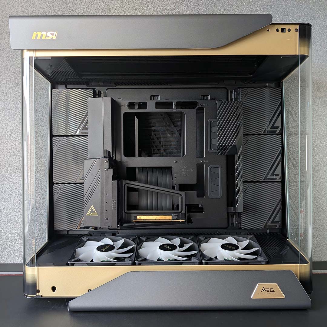 A front view of the MSI MEG Maestro 900R.